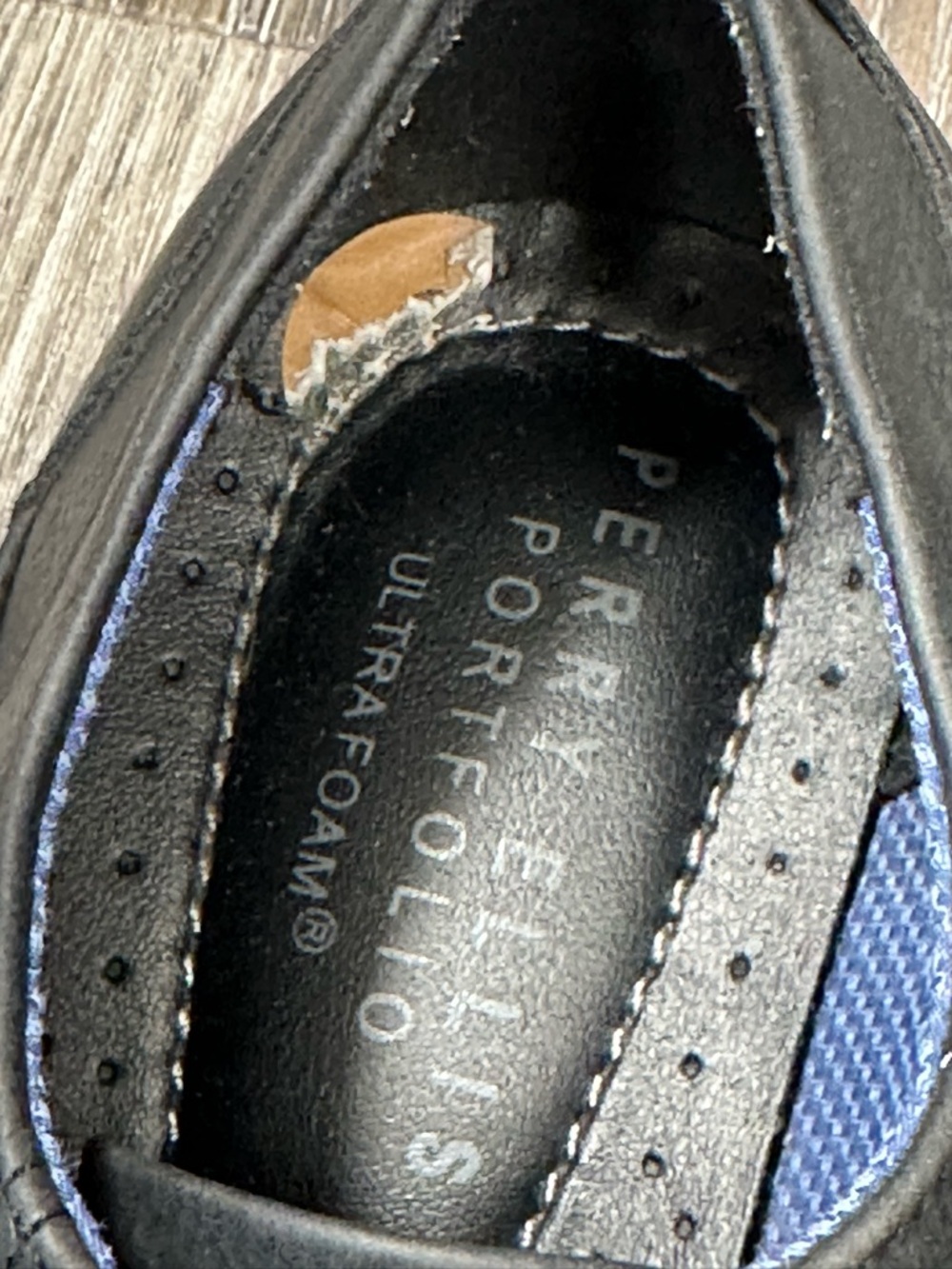 Perry Ellis Black Leather Lace-Up Derby Shoes with Tan Welt - Picture 5 of 9